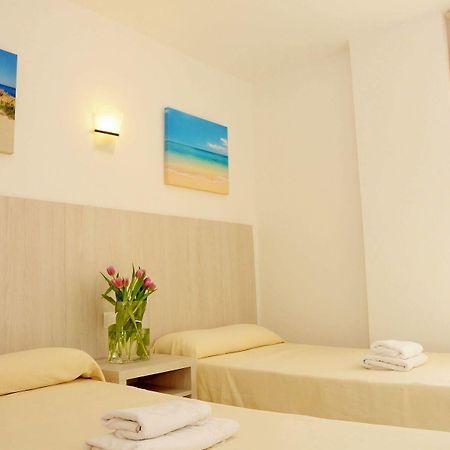 Apartamentos Avenida - Mc Apartamentos Ibiza ภายนอก รูปภาพ