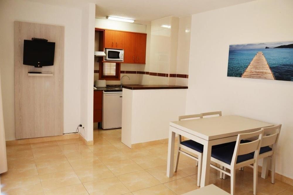 Apartamentos Avenida - Mc Apartamentos Ibiza ภายนอก รูปภาพ