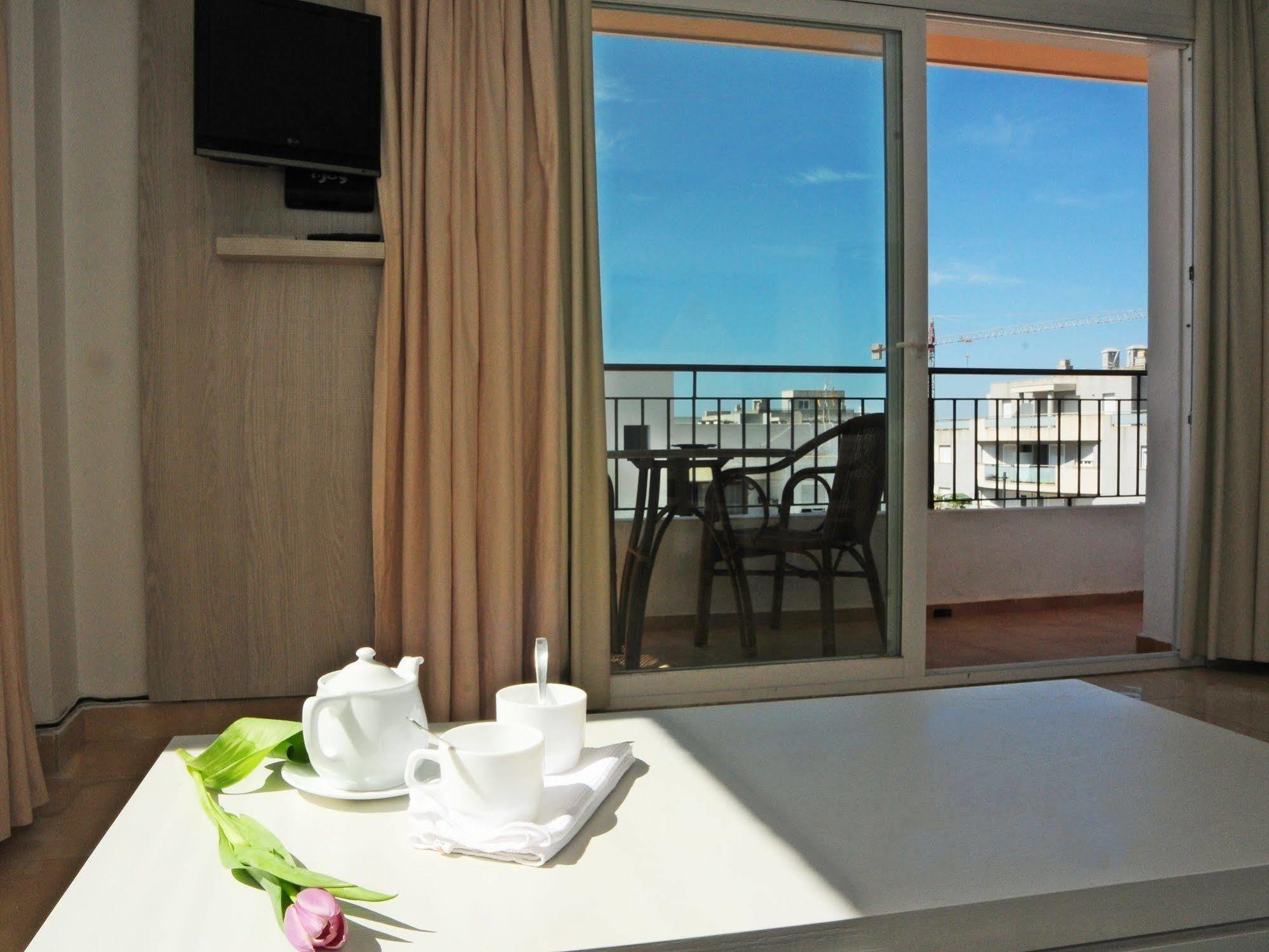 Apartamentos Avenida - Mc Apartamentos Ibiza ภายนอก รูปภาพ