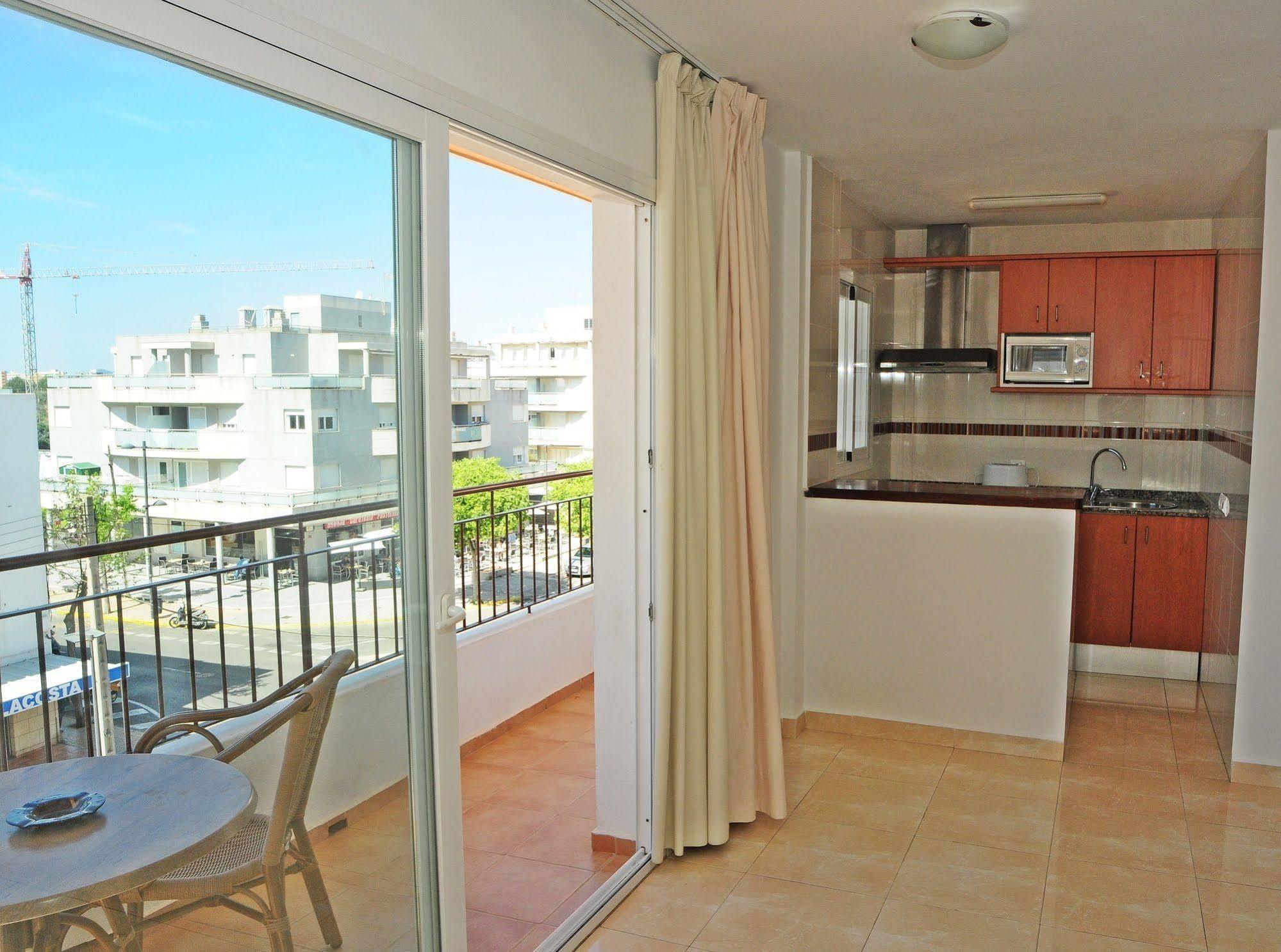 Apartamentos Avenida - Mc Apartamentos Ibiza ภายนอก รูปภาพ