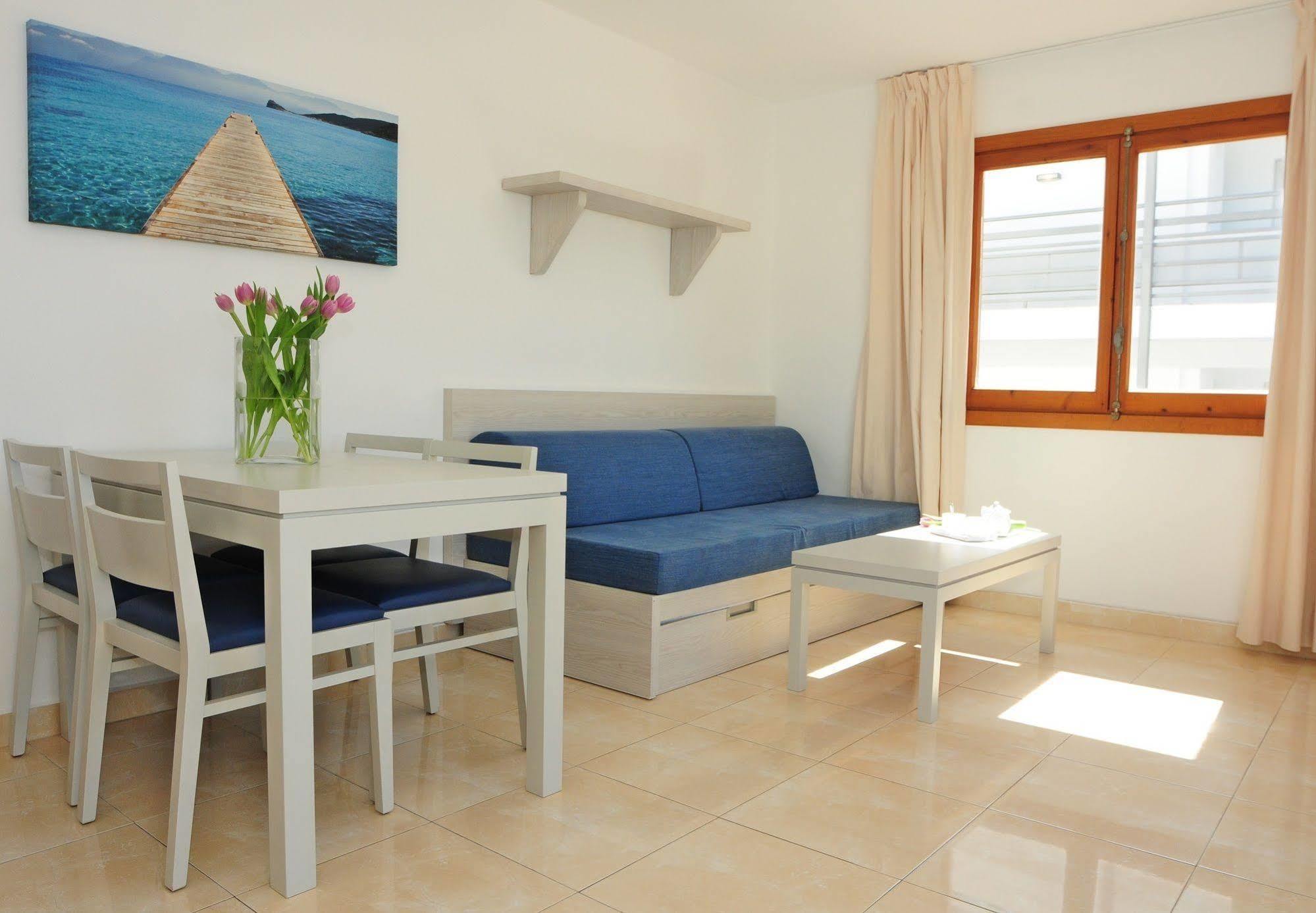Apartamentos Avenida - Mc Apartamentos Ibiza ภายนอก รูปภาพ