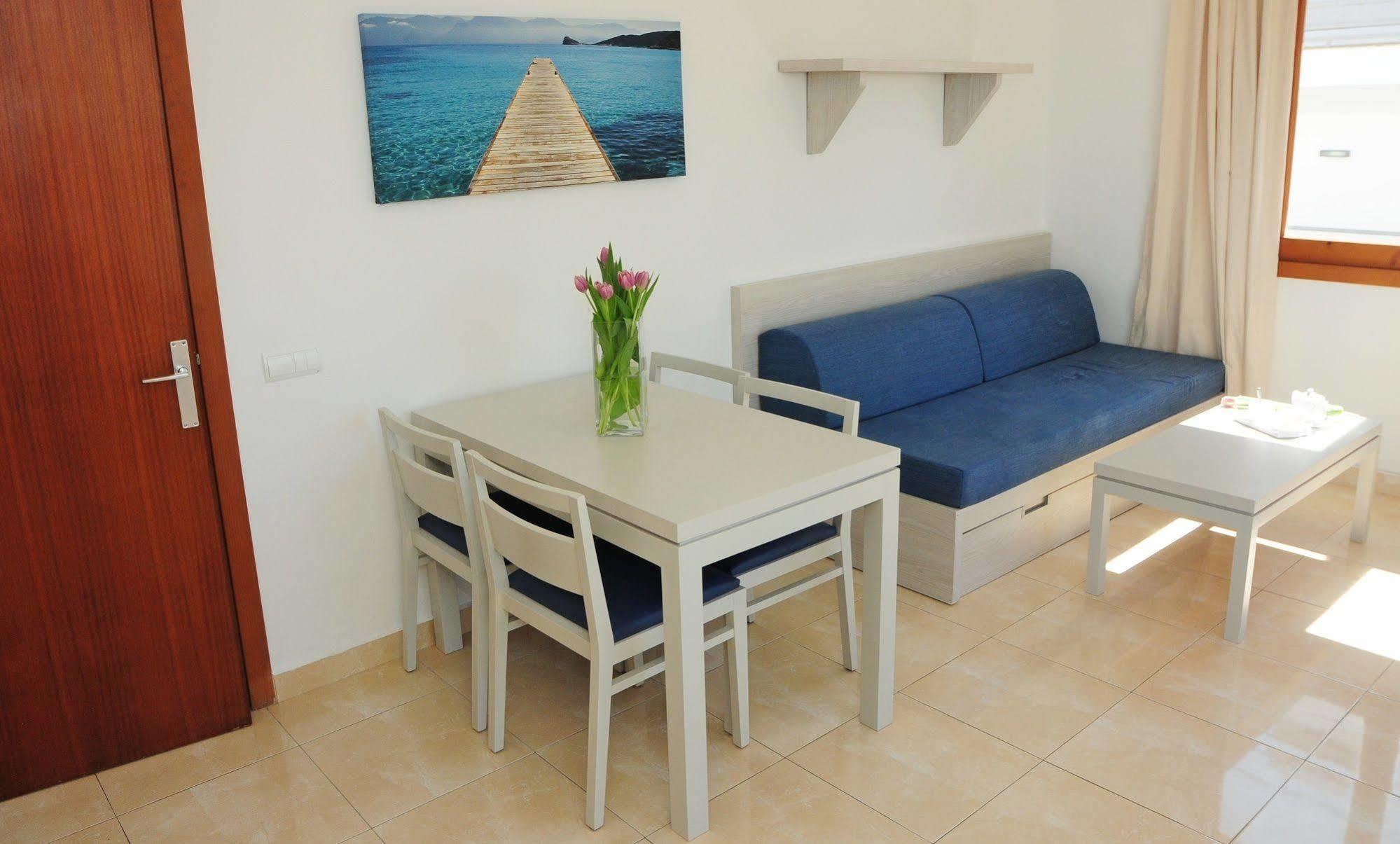 Apartamentos Avenida - Mc Apartamentos Ibiza ภายนอก รูปภาพ